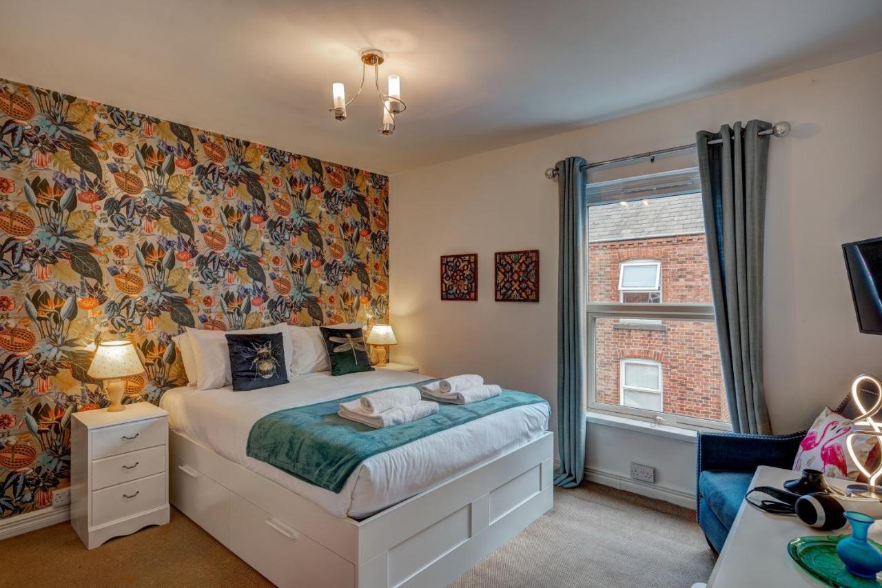 *New* Chester Canal Side 2 Bed Character Home Ngoại thất bức ảnh